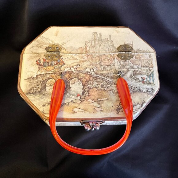Vintage 70's Anton Pieck Castle Scene Wooden Handbag — Octagonal, Lucite Handle - Picture 2 of 12